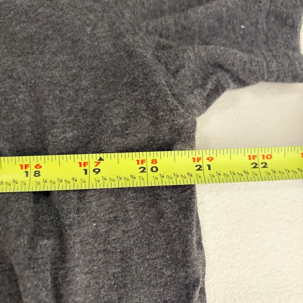 Roots T-Shirt Women's Large Gray Short Sleeve Canada True North Crew - Picture 7 of 7